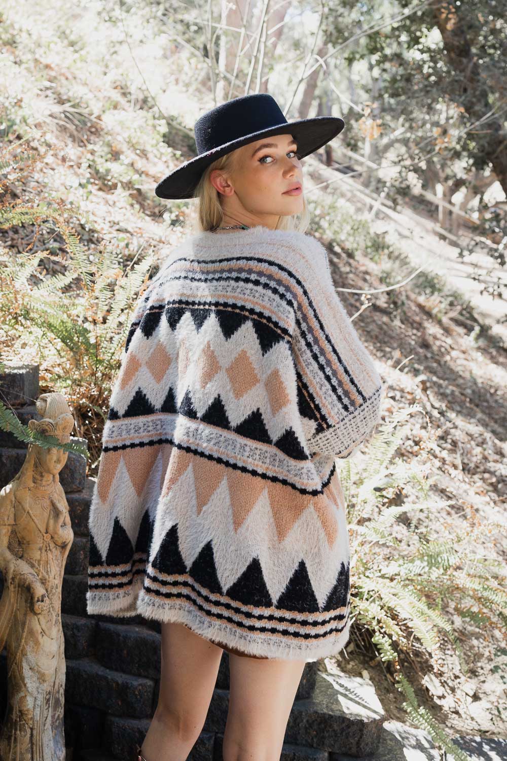 Dreams Faux Hair Pocket Aztec Ruana
