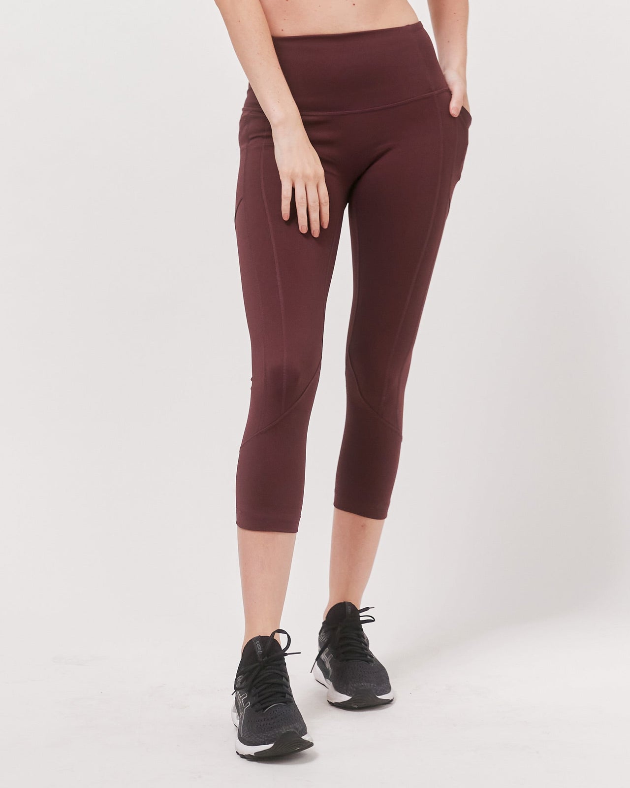 High Rise Ventiflo™ Crop Leggings 21"